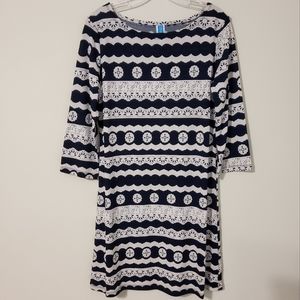 Touch Express Blue and White Boho Stretch 3/4 Sleeve Shift Boat Neckline Size L